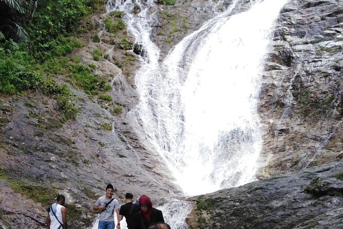 Private: Cameron Highlands 2 days 1 night Trip - Lata Iskandar makes a good first break