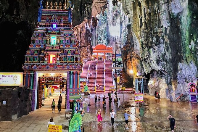 Private Half-Day Batu Caves and Cutural Tour in Kuala Lumpur - National Mosque and the Friday restriction