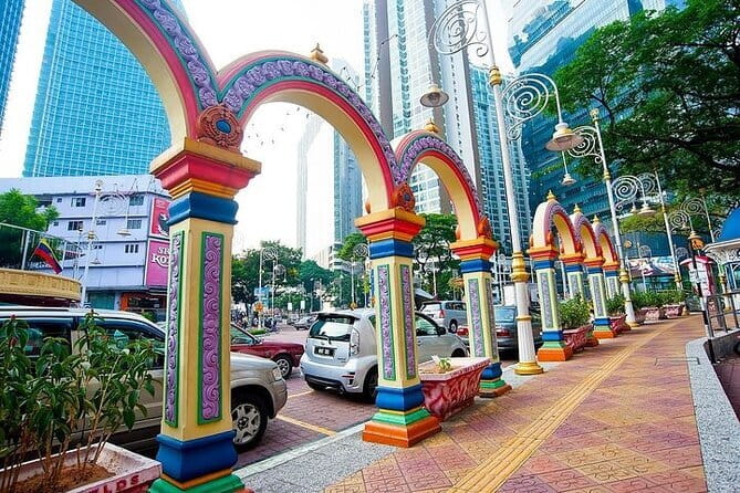 Private Half-Day Cultural Tour in Kuala Lumpur - Batu Caves and the Hindu heart of the morning