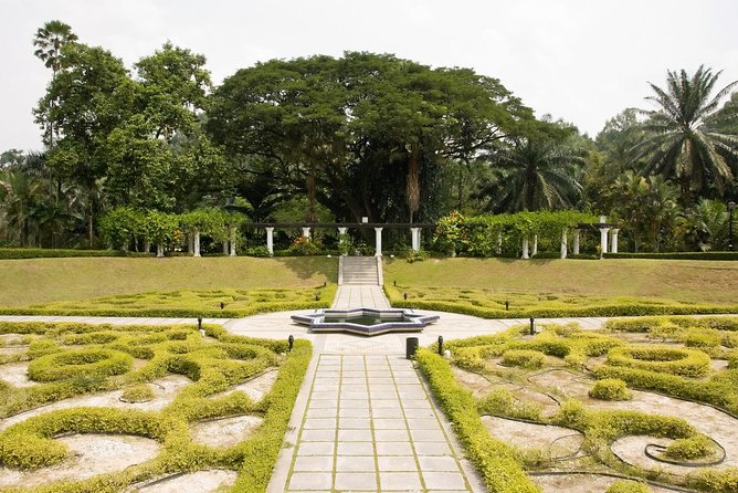 Private Half-Day Kuala Lumpur City Exploration Tour - Thean Hou Temple on Robson Heights