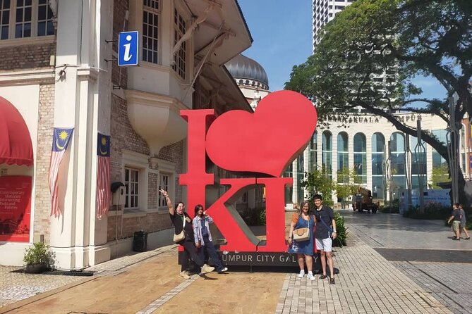 Private Half-Day Tour Batu Caves&Cultural in Kuala Lumpur - Seeing the National Mosque and its gardens