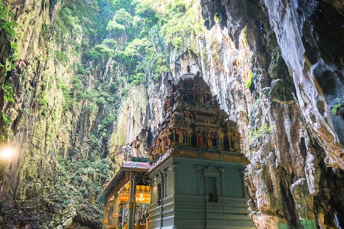 Private Kanching Waterfalls with Batu Caves & Ramayana Caves Tour - What the pace feels like