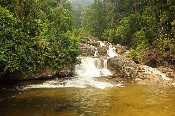Private Kanching Waterfalls with Batu Caves & Ramayana Caves Tour - Ramayana Cave: a more theatrical second stop