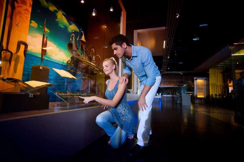 Private KL City Tour with Petronas Twin Towers & Batu Caves - Merdeka Square and the old civic quarter