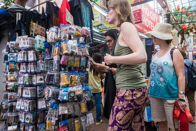 Private Kuala Lumpur Night Market And Food Tour - The Malaysian buffet dinner