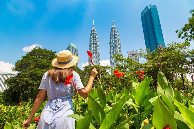 Private Kuala Lumpur Photoshoot Outside Petronas Tower - Why a Short Twin Towers Photoshoot Can Be Worthwhile