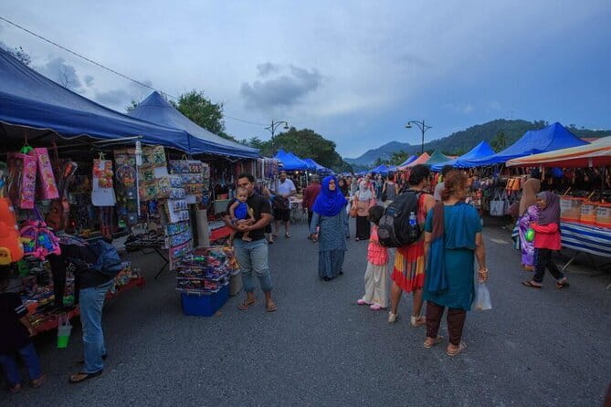 Private Mangrove Geo Forest Boat with Local Night Market Tour - Timing, transfers, and cancellation advice