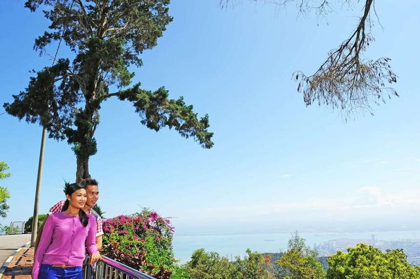 Private Penang City Tour with Kek Lok Si Temple - Starting in George Town with a private pickup