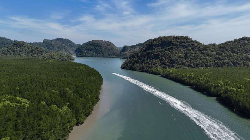 (PRIVATE) Platinum Package Jet Ski Tour Langkawi, Red Ray - Pregnant Maiden Lake and the first swim