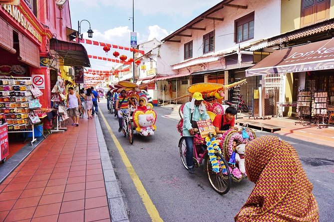 Private Tour: 2 in 1 Kuala Lumpur & Malacca Historical Day Tour - Kuala Lumpur begins with temples, royalty, and national symbols