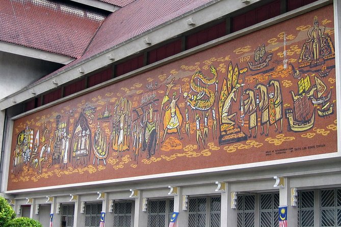 Private Tour : Discover the History, Heritage & Culture of Malaysia - National Textile Museum: Malaysia’s history in cloth