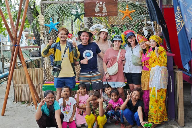 Private Tour Kampung Gipsi Sabah Cultural Village Kota Kinabalu - From KK Central Market to Pulau Gaya