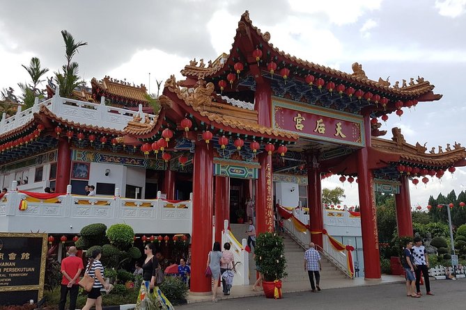 Private Tour : Kuala Lumpur Excursion with Petronas Entry Tickets - Port Klang - National Monument and Malaysia’s struggle for freedom