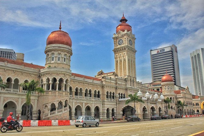 Private Tour: Kuala Lumpur Night Cultural Walk Tour - Jamek Mosque: a respectful final stop