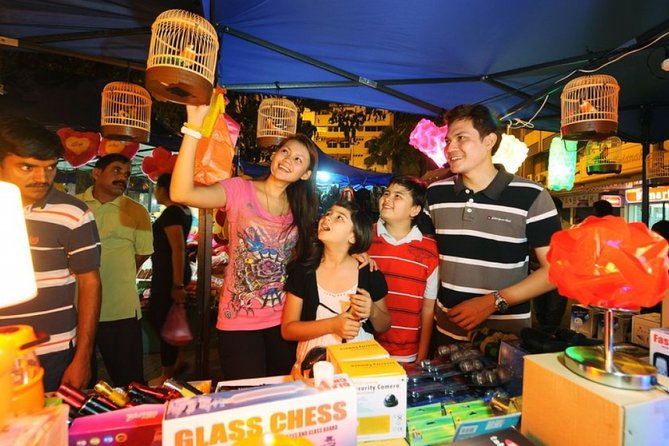 Private Tour : "Lepak-Lepak" at Local Night Market & Mamak Stall - Who should book this evening?