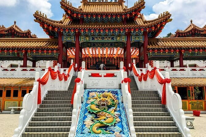 Private Tour to Kuala Lumpur and Exploring Batu Caves Selangor - Batu Caves: The Tour’s Main Event