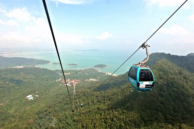 Private Tour to Langkawi Cable Car & Tanjung Rhu Beach - Walking the 125-meter Sky Bridge