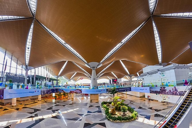 Private Transfer : Kuala Lumpur Airport to Kuala Lumpur Hotel - Luggage, vehicle space, and access limits