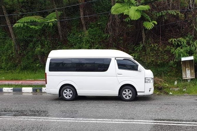 Private Transfer: Kuching International Airport to Hotel - A calm first half-hour in Kuching