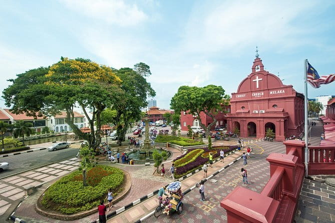 Pulau Ketam (Crab Island) Tour from Kuala Lumpur including Lunch - A short stop at Thean Hou Temple