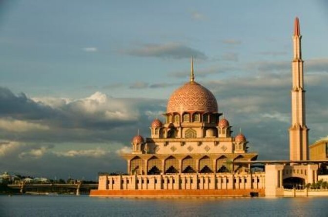 Putrajaya City Architectural Tour with Views (Bridges & Buildings) - Key points to know before you book