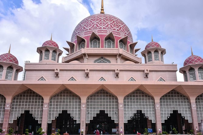 Putrajaya City Architectural Tour with Views (Bridges & Buildings) - Is $32 a fair price?