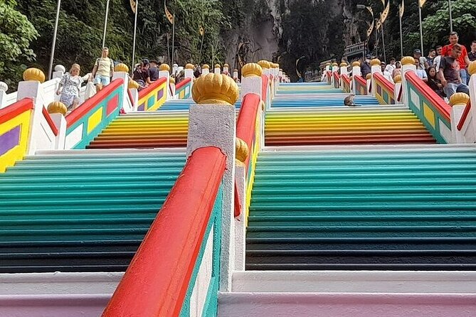 Putrajaya Tour From Kuala Lumpur Includes Batu Caves - The Moroccan Pavilion and the final photo stops