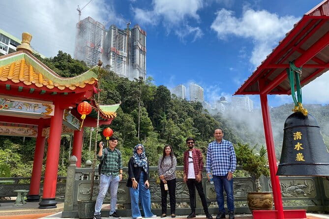 Rainforest-Cascading Waterfall & Batu Cave (Private Tour) - Who should book this half-day tour?