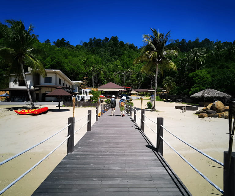 Sabah: Dreamer Island Snorkeling Day Tour Ticket - The 30-minute speedboat ride to Dreamer Island