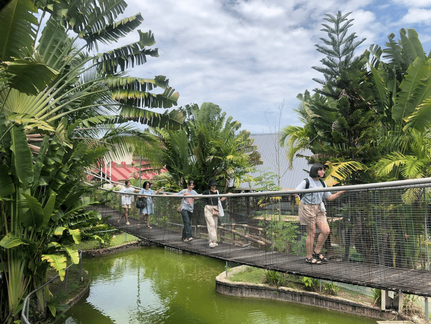Sabah : Koisaan Cultural Village - Unduk Ngandau Gallery and Craft Shop
