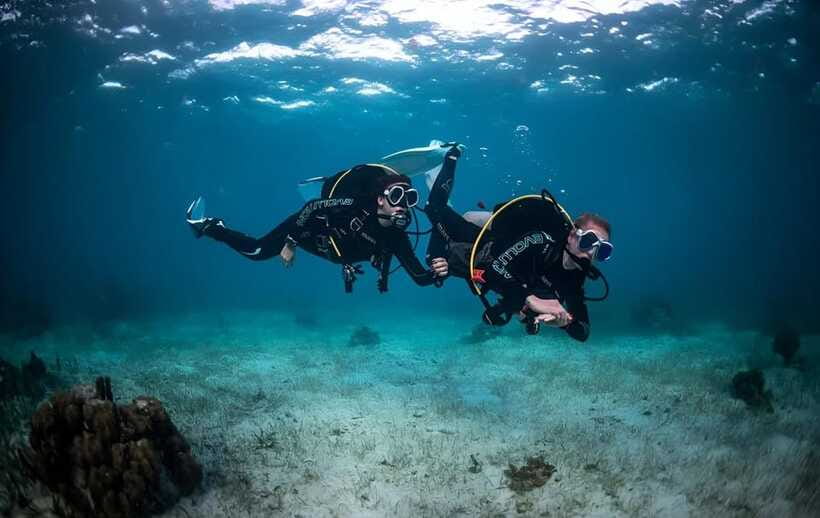 Sabah : Mamutik & Sapi Island Excursion Ticket - Lunch brings seafood and a useful break