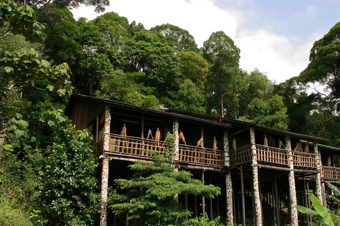 Sarawak Cultural Village Tour - The cultural performance is worth protecting time for