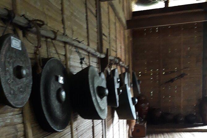 Semenggoh Orangutan Center & Sarawak Cultural Village - The Hour-Long Cultural Performance