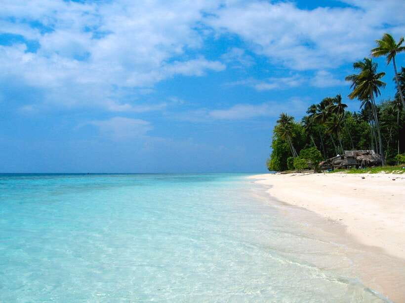 Semporna: Explore 3 Islands Tour Snorkel or Dive & Lunch - Mataking: a second look at the reef