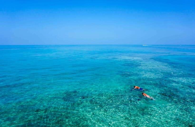 Semporna: Explore 3 Islands Tour Snorkel or Dive & Lunch - Pandanan: the final water stop