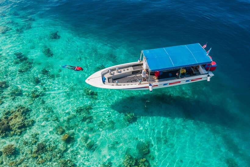 Semporna: Mabul and Kapalai Trip in Snorkel or Dive & Lunch - Snorkeling or introductory scuba: choose by comfort