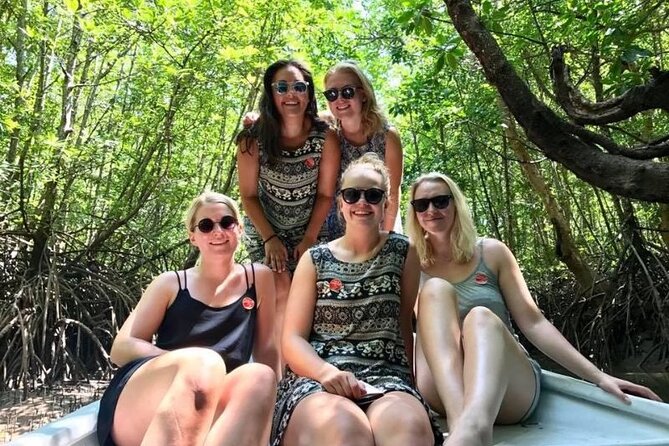 Sharing Half Day Mangrove Boat Tour With Lunch in Langkawi - Kilim Geoforest Park and the Icon Kilim views