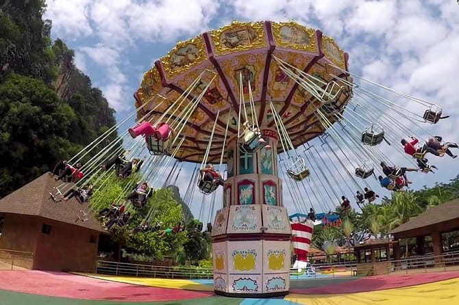 Small-Group Kuala Lumpur Half-Day City Tour - Thean Hou Temple and three Chinese traditions