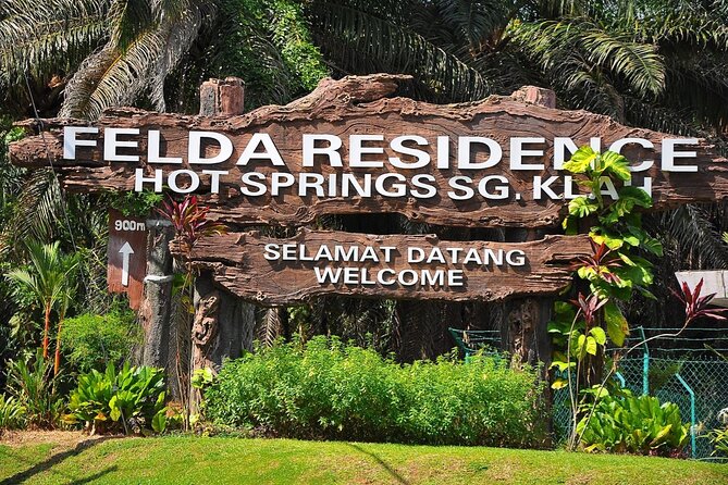 Sungkai Hot Springs & Nature Park Tour from Kuala Lumpur - Entering Sungai Klah Hot Spring Park