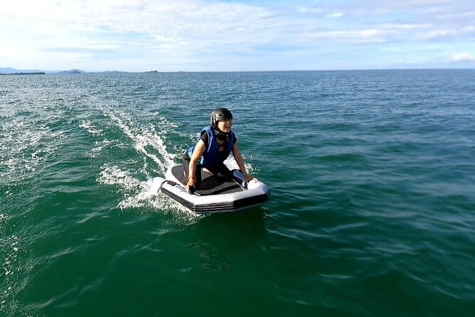 Sunset E-Foil Experience in Tanjung Aru Beach - What e-foiling at Tanjung Aru actually feels like