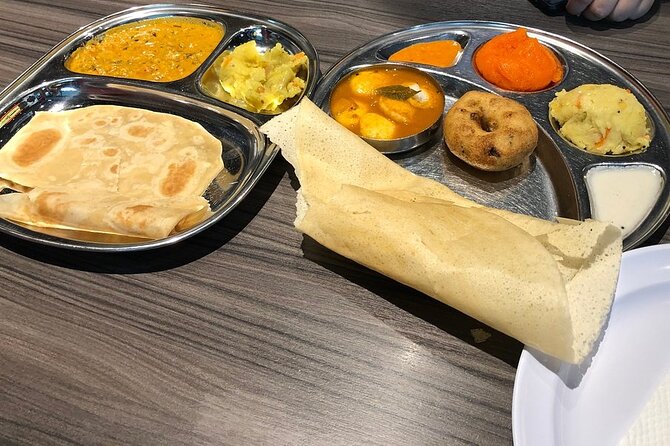 The 10 Tastings of Kuala Lumpur With Locals: Private Street Food Tour - The final hour: local favorites and a full stomach