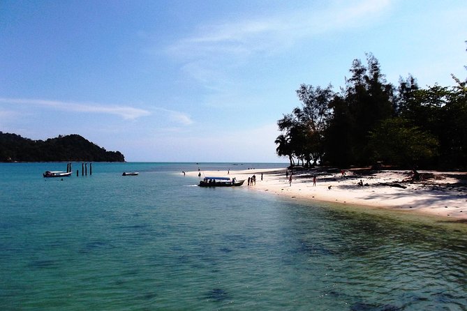 The Astonishing Islands of Tropical Langkawi - Transfers, groups, and the morning timetable