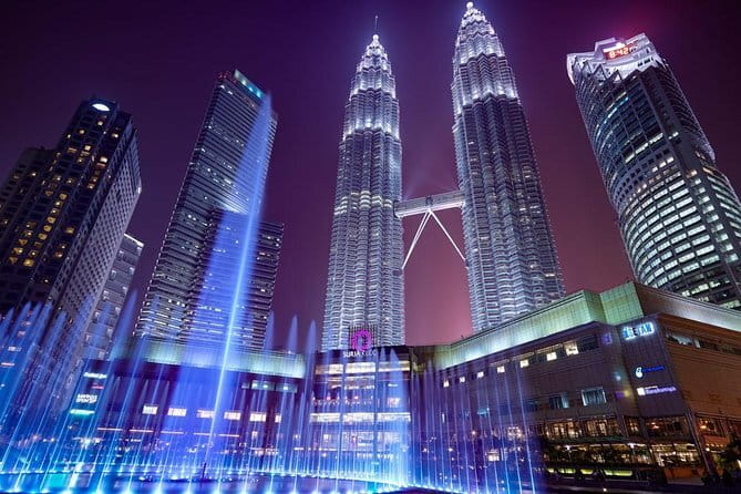 The Best of Kuala Lumpur Cultural & Heritage Tour - Central Market: crafts, antiques, and a change of pace