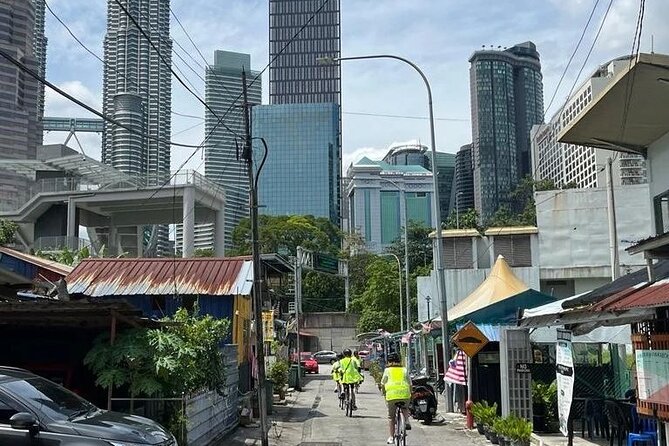 The BEST of Kuala Lumpur Experience by Cycling Tour - The Oldest Chinese Temple in Town
